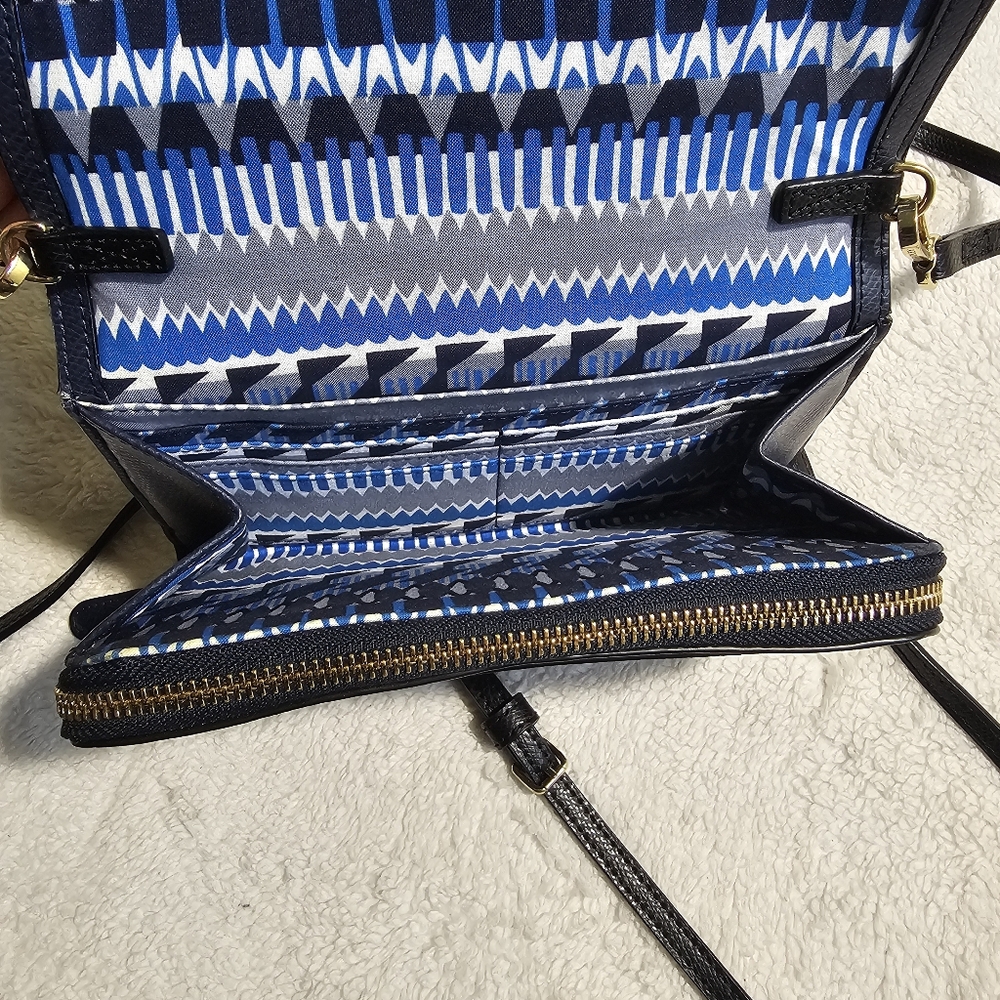 Vera Bradley leather crossbody - Picture 9 of 11